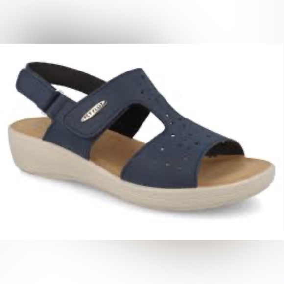 Flyflot Sandals Size 10 - Picture 6 of 15